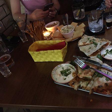 Drugi Etat Pub & Cocktail Bar